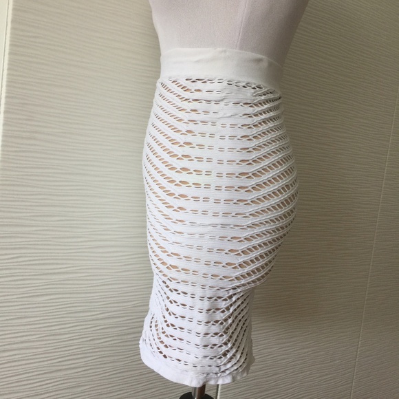 Bebe Cut Out Bodycon Skirt in White - Picture 2 of 7